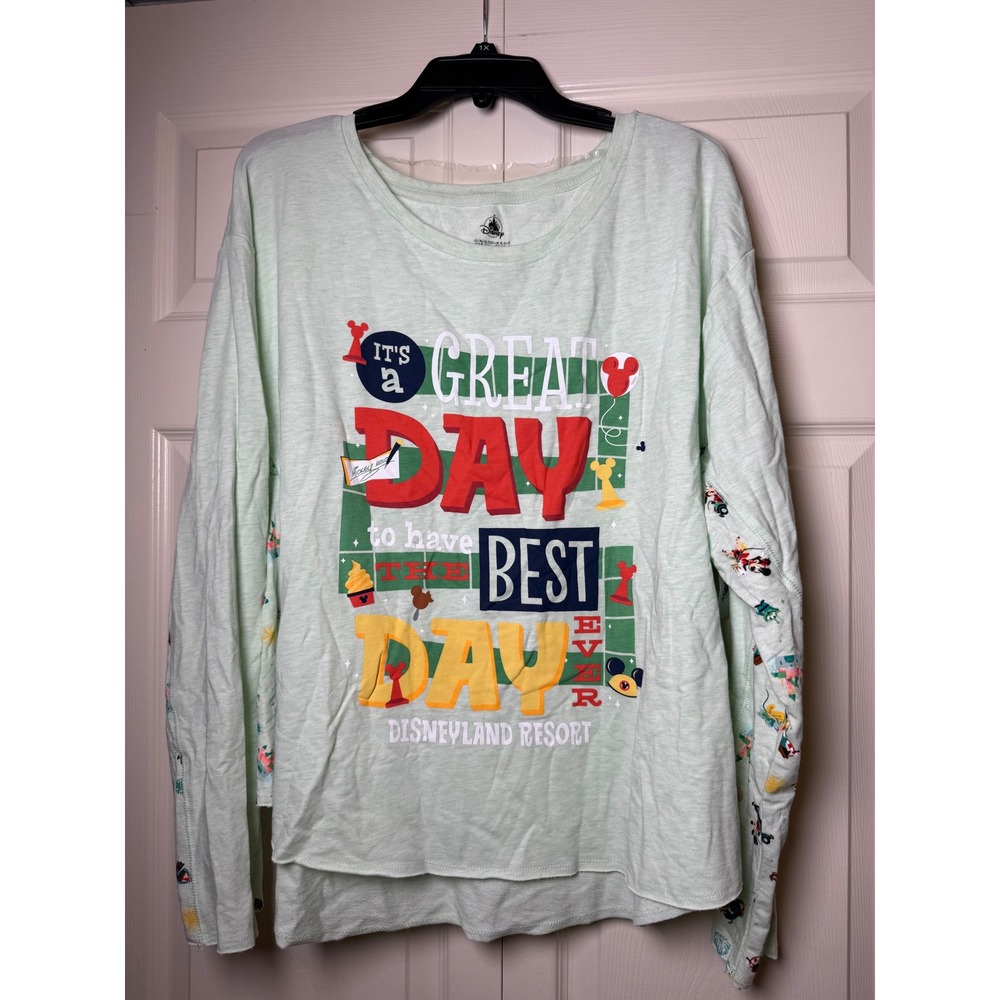 Disney Parks "It's a Great Day to‎ Have The Best Day Ever" long sleeve t-shirt